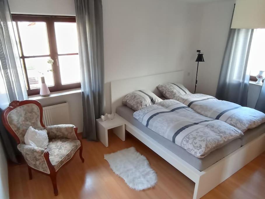 Ferienwohnung Marell Grosswallstadt Ngoại thất bức ảnh